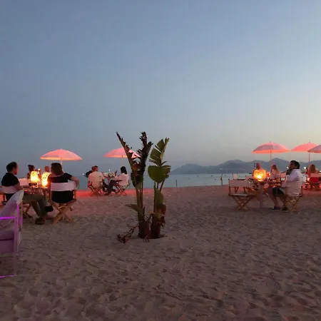 Prime Location Hyper Center Ideal For Couples & Families - Walk Everywhere -By Totolulucannes