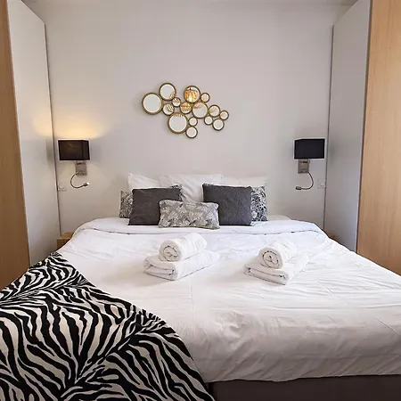 Charming Family 2br - Prime Location, Walk To & Shopping - Totolulu Charming Cheminee *