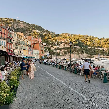 Prime Location Hyper Center Ideal For Couples & Families - Walk Everywhere -By Totolulucannes アパート カンヌ