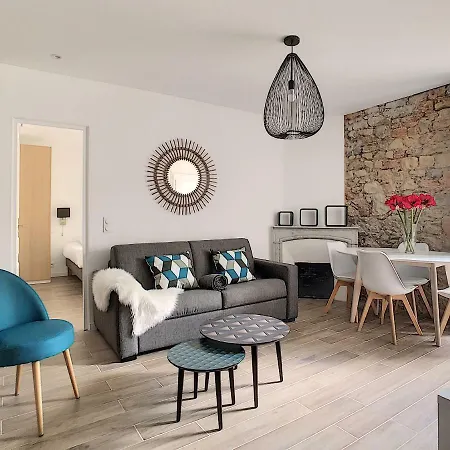 Apartment Charming Family 2br - Prime Location, Walk To & Shopping - Totolulu Charming Cheminee Cannes