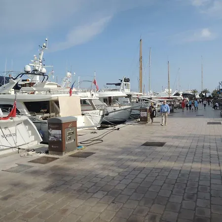 Apartment Prime Location Hyper Center Ideal For Couples & Families - Walk Everywhere -by Totolulucannes Cannes