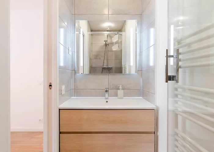 Apartament Prime Location Hyper Center Ideal For Couples & Families - Walk Everywhere -By Totolulucannes *